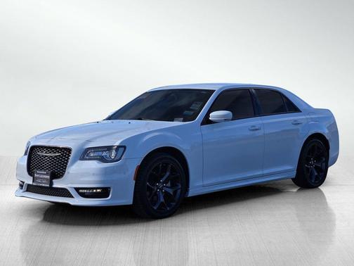 2023 Chrysler 300 Touring