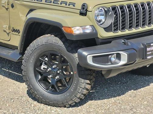 2025 Jeep Gladiator Big Bear