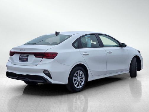 Clear White 2024 Kia Forte LX