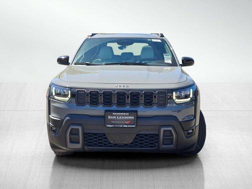 Sting-Gray Clearcoat 2026 Jeep Cherokee Limited