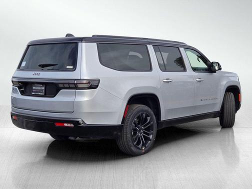 2026 Jeep Grand Wagoneer L Summit Obsidian 4x4