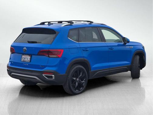 Cornflower Blue 2023 Volkswagen Taos 1.5T SE