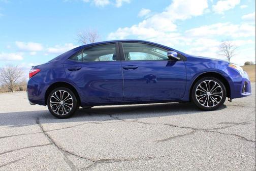2015 Toyota Corolla S Plus