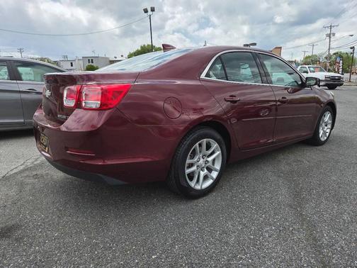 Burgundy 2015 Chevrolet Malibu 1LT