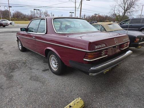 1985 Mercedes-Benz E-Class 300 CD 2dr Turbodiesel Coupe