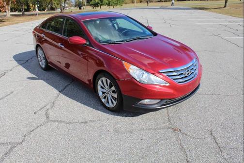 2011 Hyundai SONATA Limited