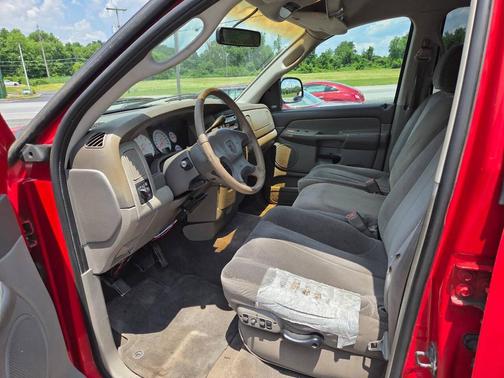 Red 2002 Dodge Ram 1500 SLT Quad Cab