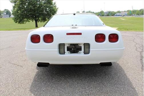 1992 Chevrolet Corvette Base