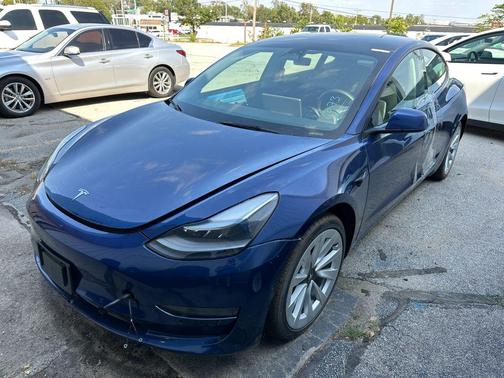 2022 Tesla Model 3 Long Range