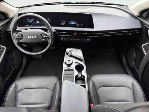 2022 Kia EV6 Wind