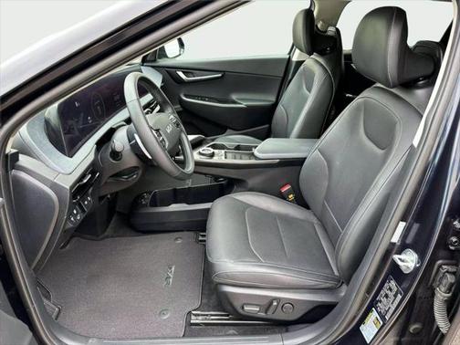 2022 Kia EV6 Wind