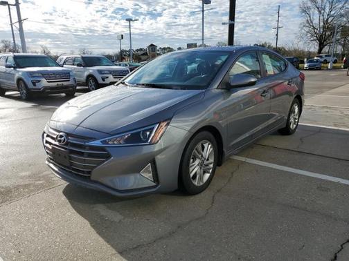 Photo 3 of 13 of 2019 Hyundai Elantra Value Edition