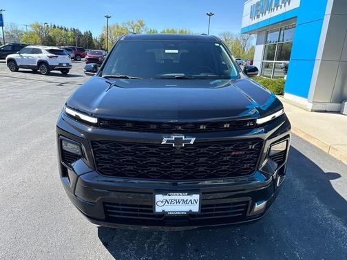 Mosaic Black Metallic 2026 Chevrolet Traverse RS