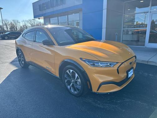 2022 Ford Mustang Mach-E Premium