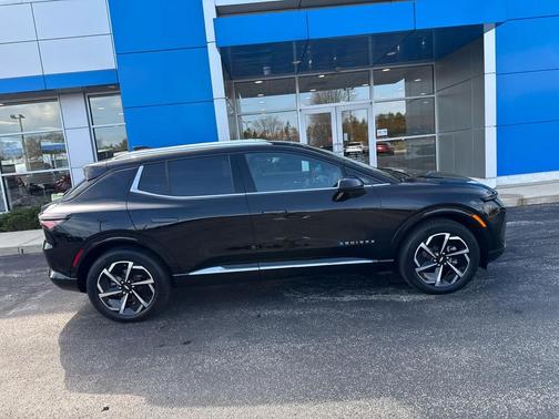 Black 2024 Chevrolet Equinox EV 2LT