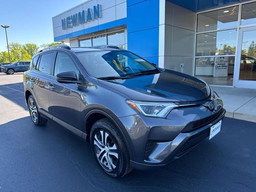 Magnetic Gray Metallic 2018 Toyota RAV4 LE