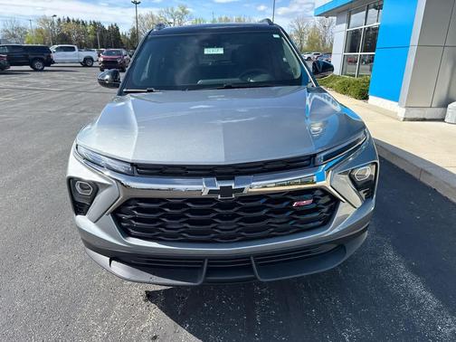 Sterling Gray Metallic 2026 Chevrolet Trailblazer RS
