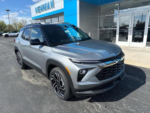 Sterling Gray Metallic 2026 Chevrolet Trailblazer RS