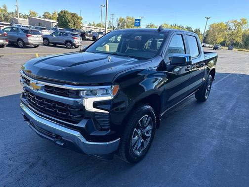 Black 2024 Chevrolet Silverado 1500 LT