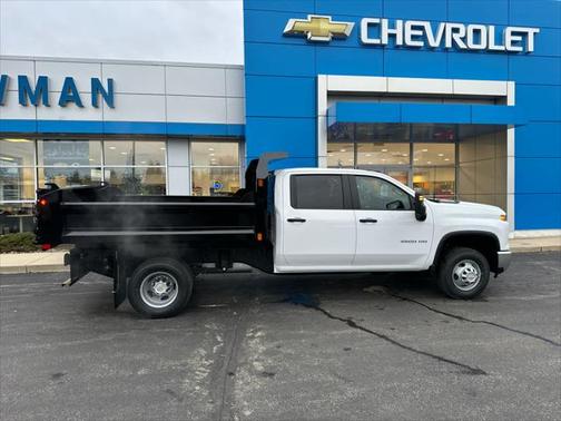 2025 Chevrolet Silverado 3500 WT