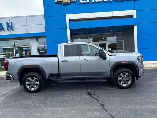 2025 GMC Sierra 2500 SLE