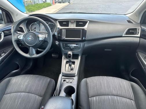 Deep Blue Pearl 2019 Nissan Sentra SV