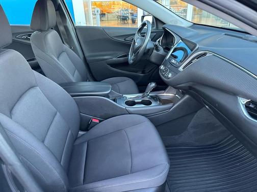 2016 Chevrolet Malibu 1LT