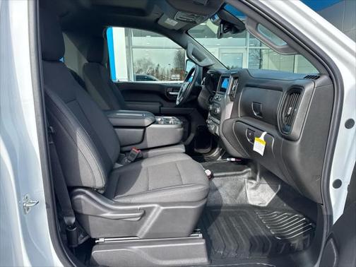 2025 Chevrolet Silverado 3500 WT