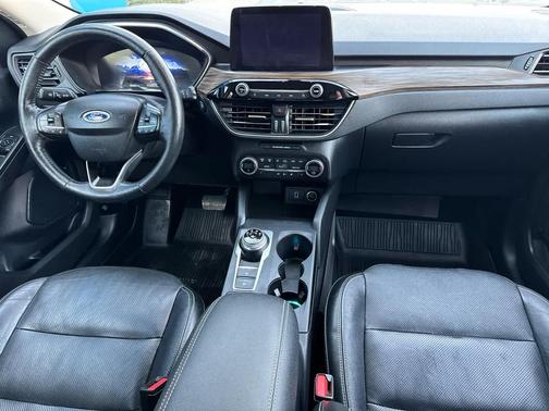 Ingot Silver Metallic 2020 Ford Escape Titanium