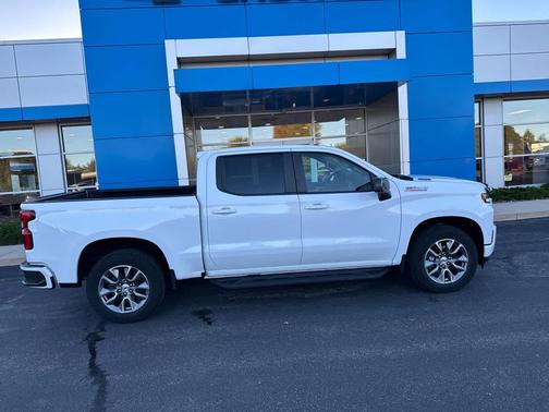 2022 Chevrolet Silverado 1500 RST