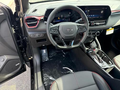 Mosaic Black Metallic 2026 Chevrolet Trailblazer RS