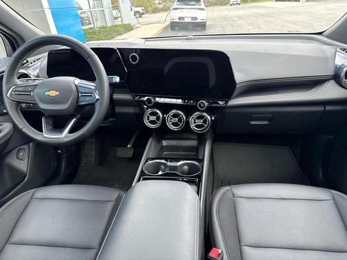 Summit White 2024 Chevrolet Blazer EV eAWD LT