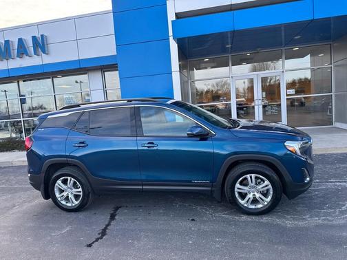 Blue Emerald Metallic 2019 GMC Terrain SLE
