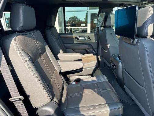 2025 Chevrolet Tahoe 4WD High Country