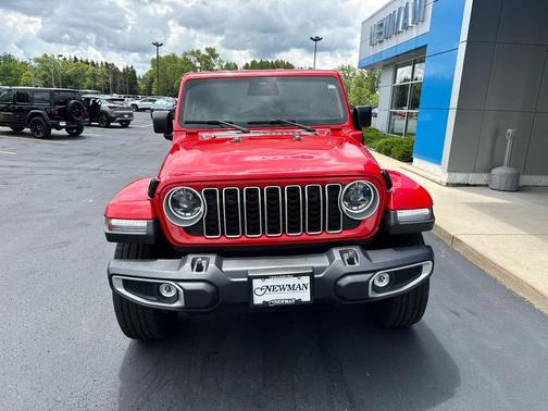 Firecracker Red Clearcoat 2025 Jeep Wrangler 4xe Sahara