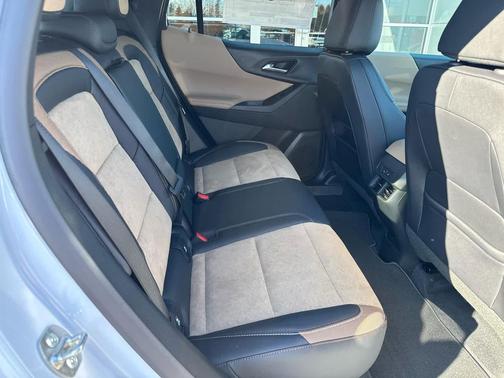 2026 Chevrolet Equinox AWD ACTIV