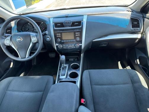 Gun Metallic 2014 Nissan Altima 2.5 S