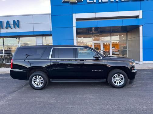 2018 Chevrolet Suburban LT