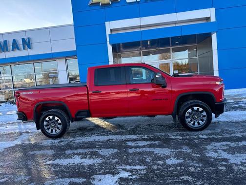 2022 Chevrolet Silverado 2500 Custom