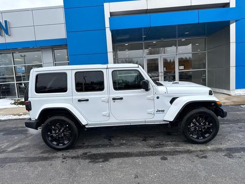 Bright White Clearcoat 2025 Jeep Wrangler 4xe Sahara