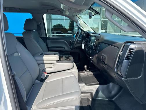 Summit White 2019 Chevrolet Silverado 2500 WT
