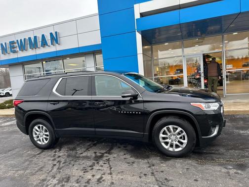 2020 Chevrolet Traverse LT Cloth