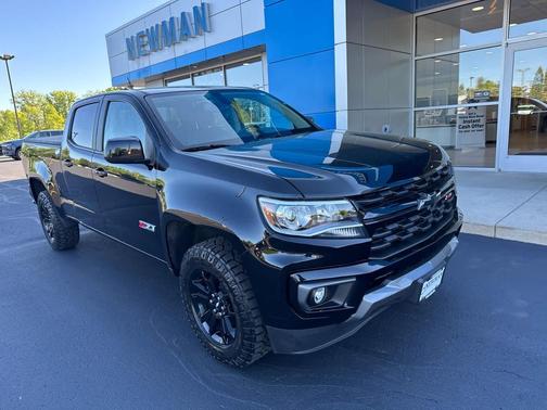 Black 2022 Chevrolet Colorado Z71