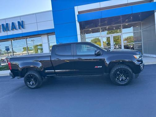 Black 2022 Chevrolet Colorado Z71