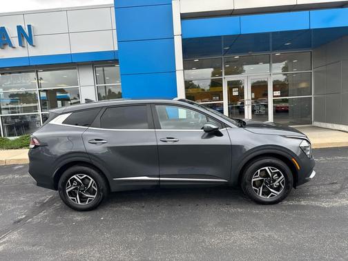 2024 Kia Sportage LX
