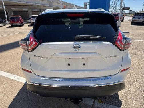 White 2017 Nissan Murano Platinum