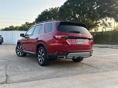 2025 Honda Pilot Touring
