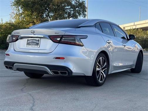2022 Nissan Maxima SV
