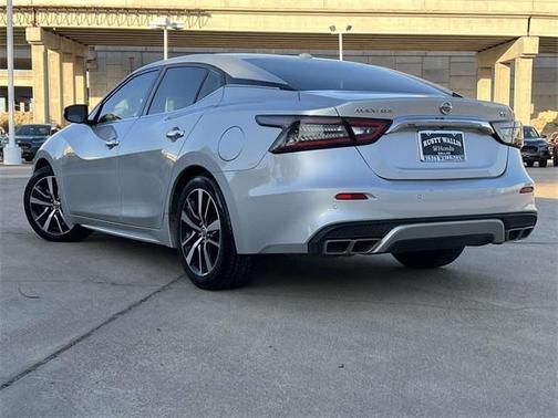 2022 Nissan Maxima SV