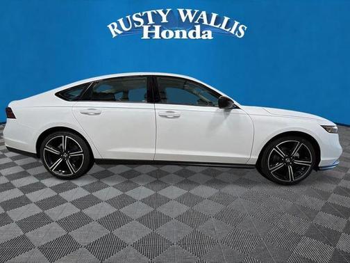 Platinum White Pearl 2026 Honda Accord SE